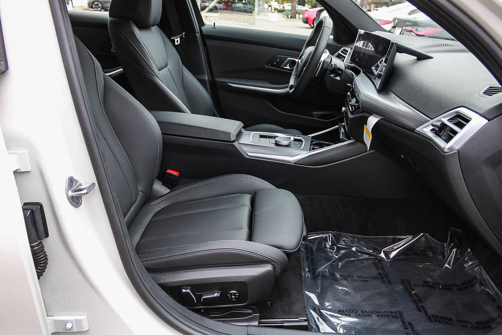 Used 2026 BMW 330i Sedan w/ Convenience Package RWD image 12