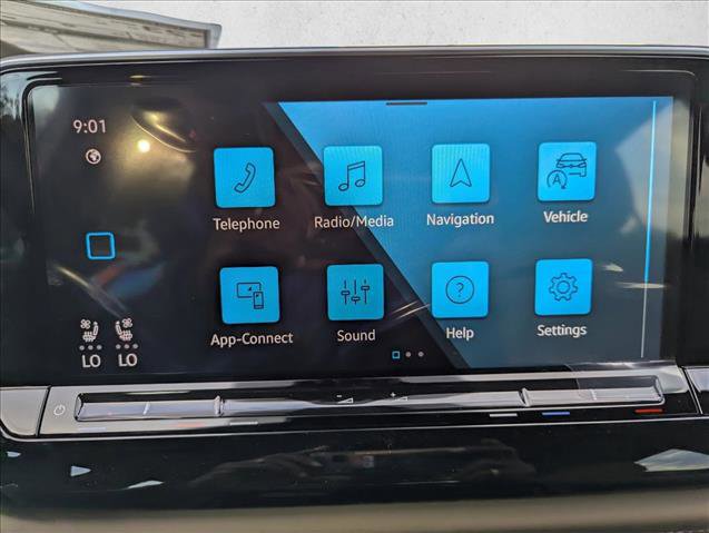 New 2026 Volkswagen Atlas Cross Sport SE image 18