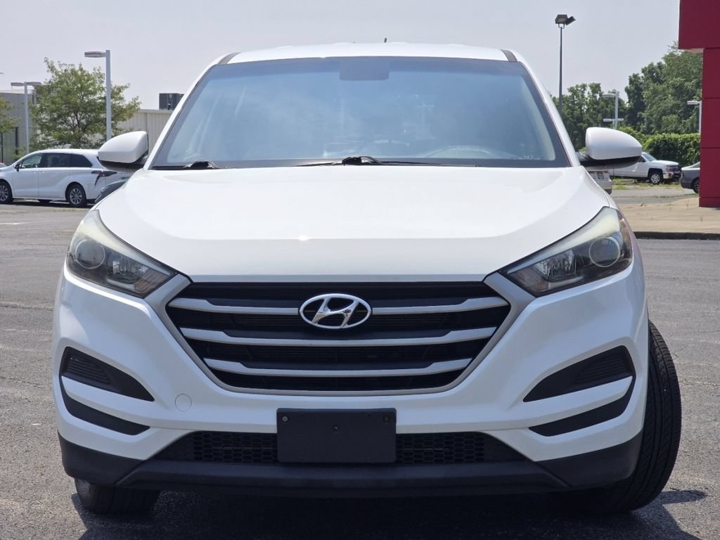 Used 2018 Hyundai Tucson SE w/ Cargo Package AWD/4WD image 9