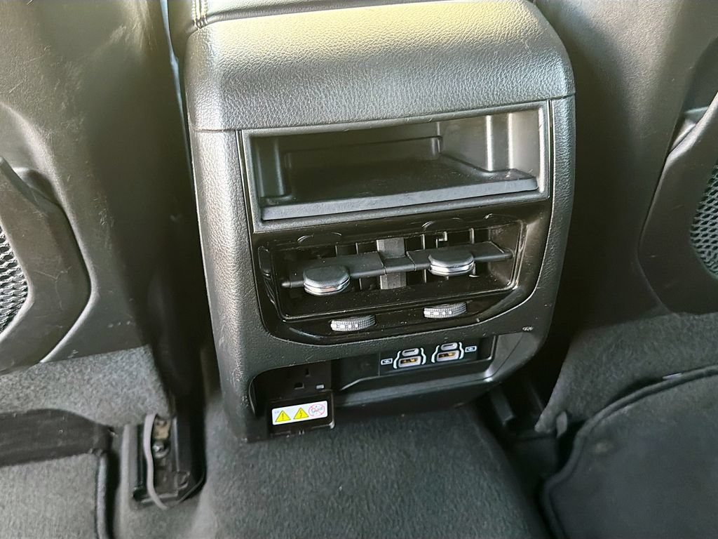 Used 2023 Jeep Grand Cherokee Altitude AWD/4WD image 20