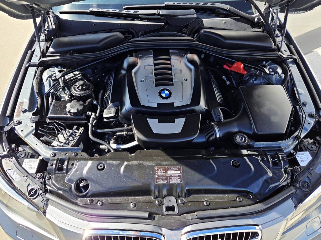 Used 2008 BMW 550i Sedan RWD image 10