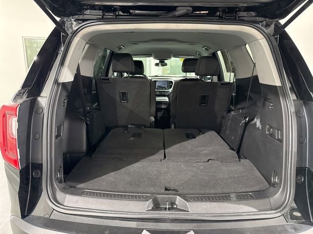 Used 2022 GMC Acadia SLE image 12