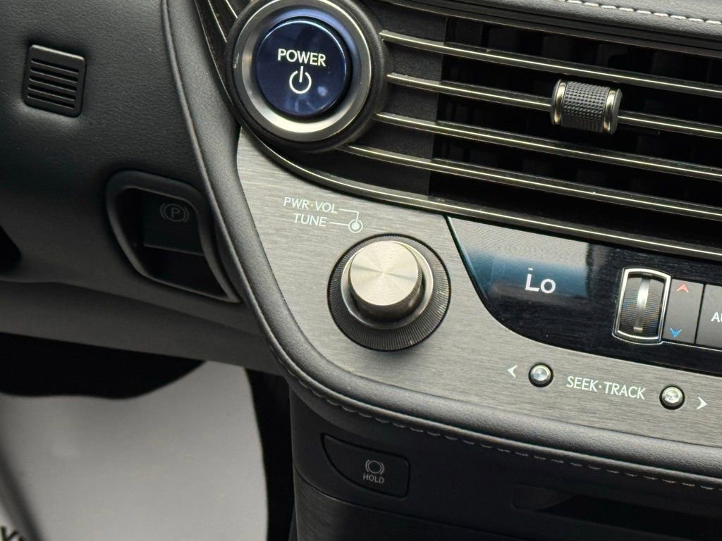 Used 2018 Lexus LS 500h AWD image 45