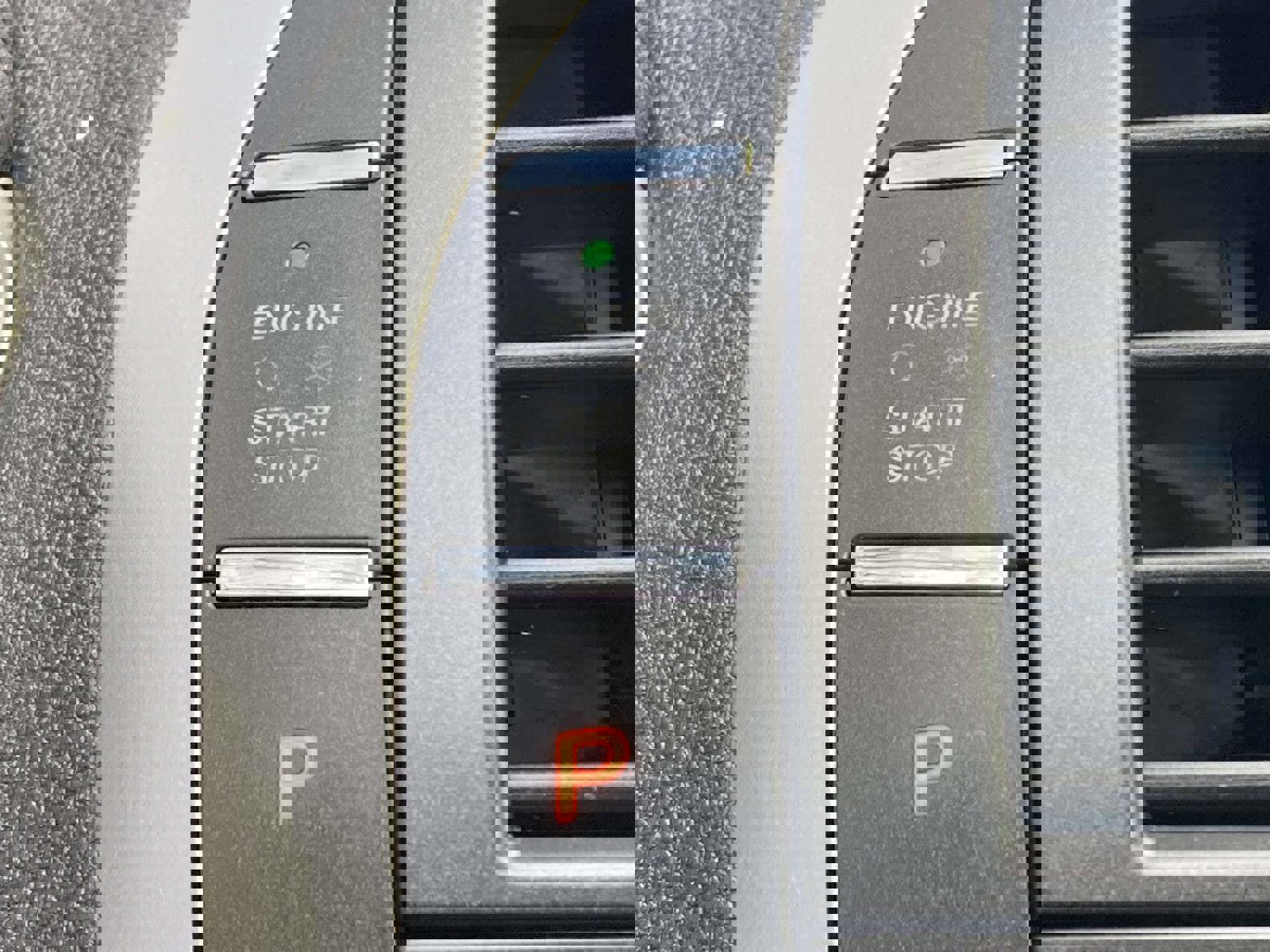 Used 2013 Lincoln MKZ Hybrid image 29