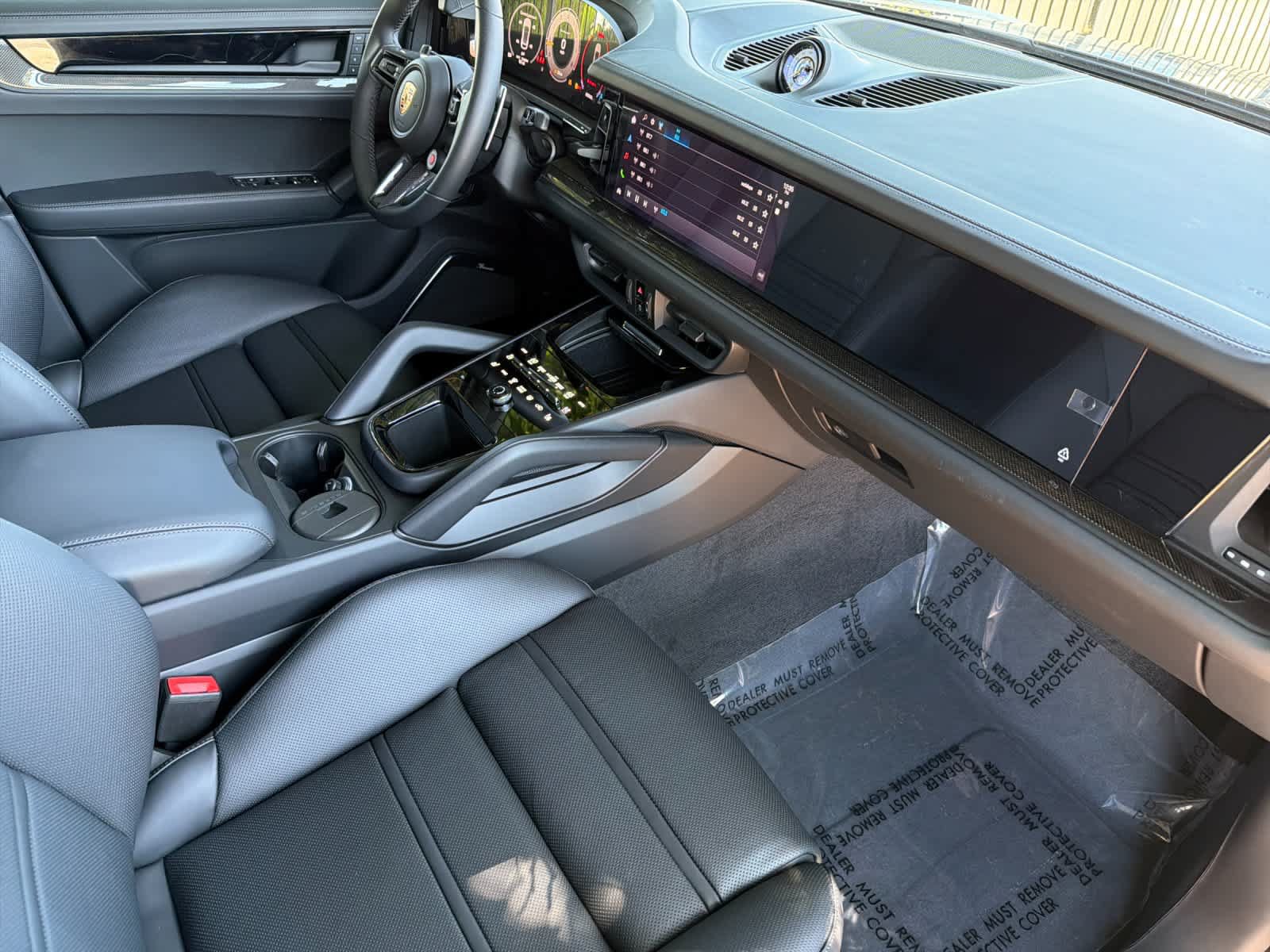 New 2026 Porsche Cayenne Turbo GT AWD/4WD image 18