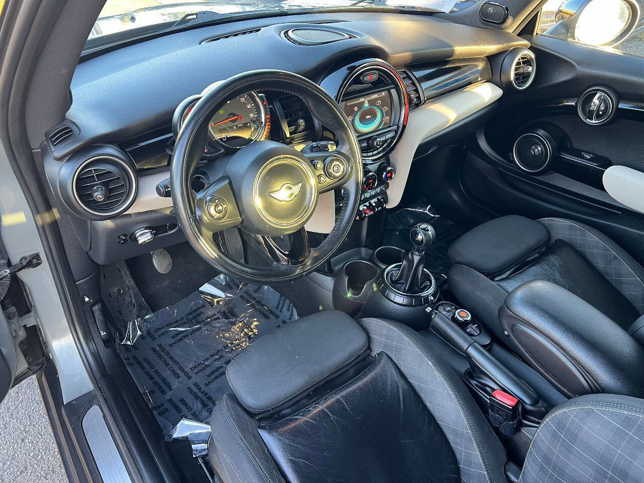 Used 2015 MINI Cooper S FWD image 17