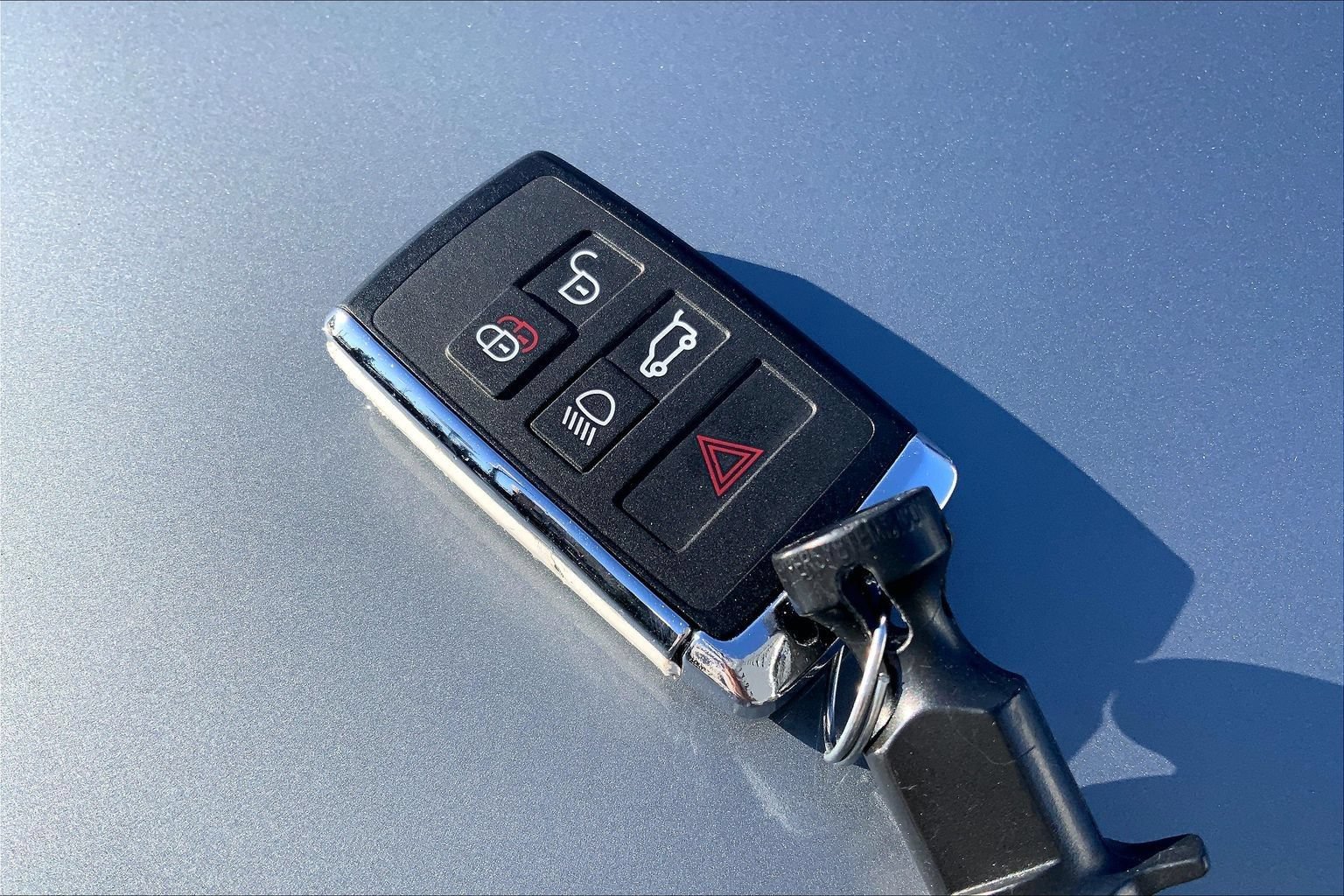 Certified 2026 Land Rover Range Rover Velar S AWD/4WD image 13