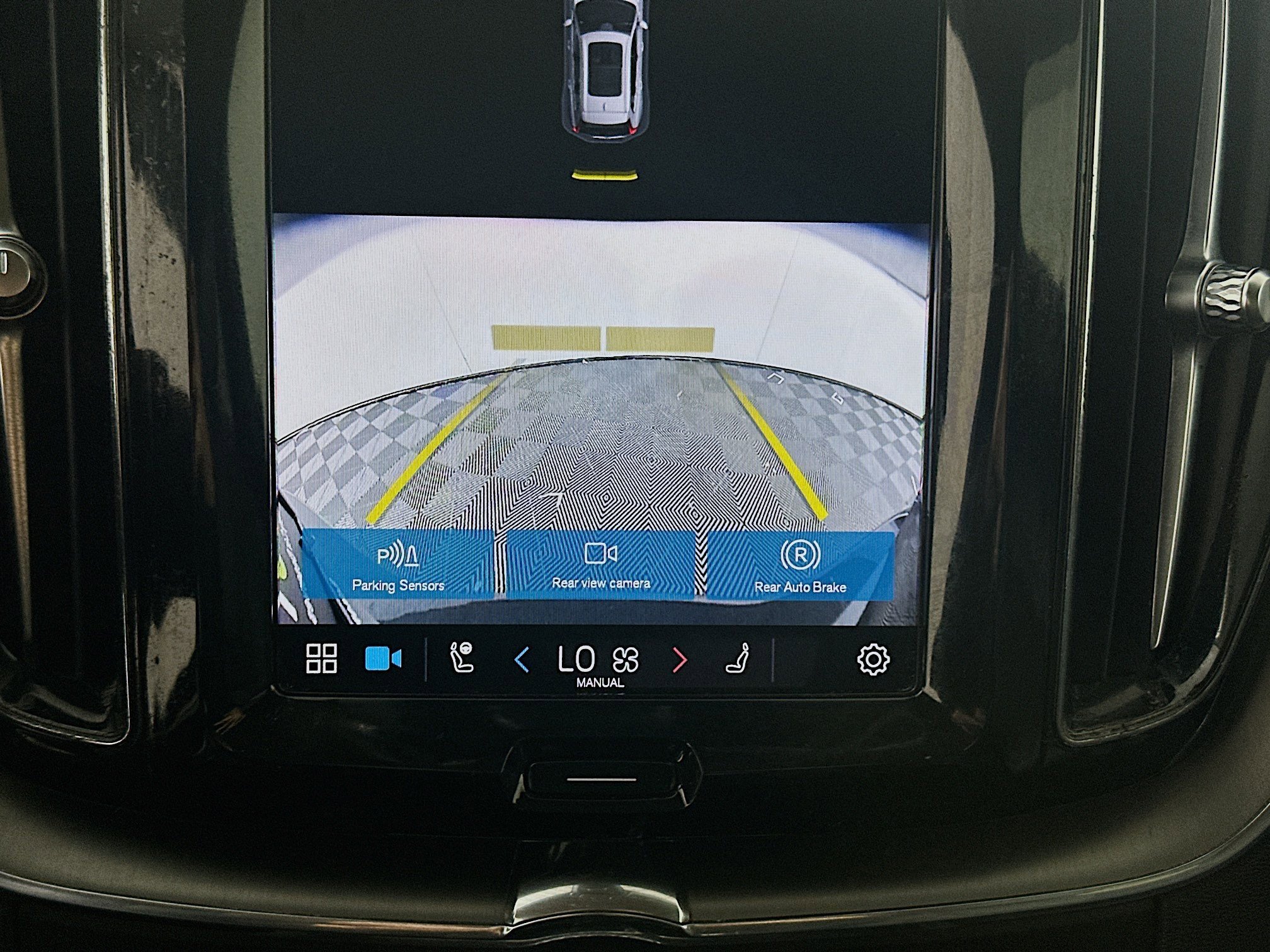 Used 2024 Volvo XC60 B5 Core w/ Climate Package image 22