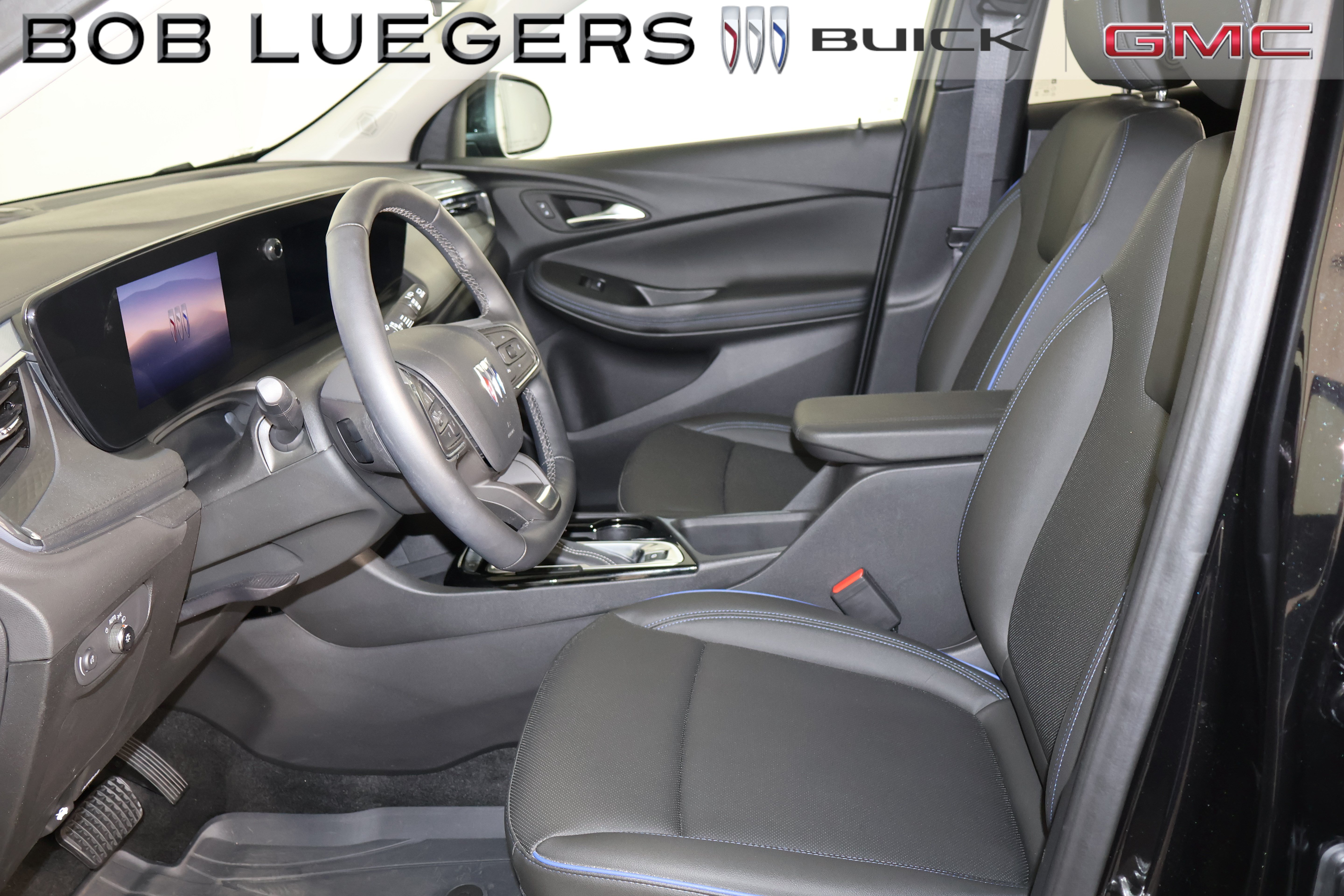 Certified 2026 Buick Encore GX Sport Touring w/ Comfort Package FWD image 8