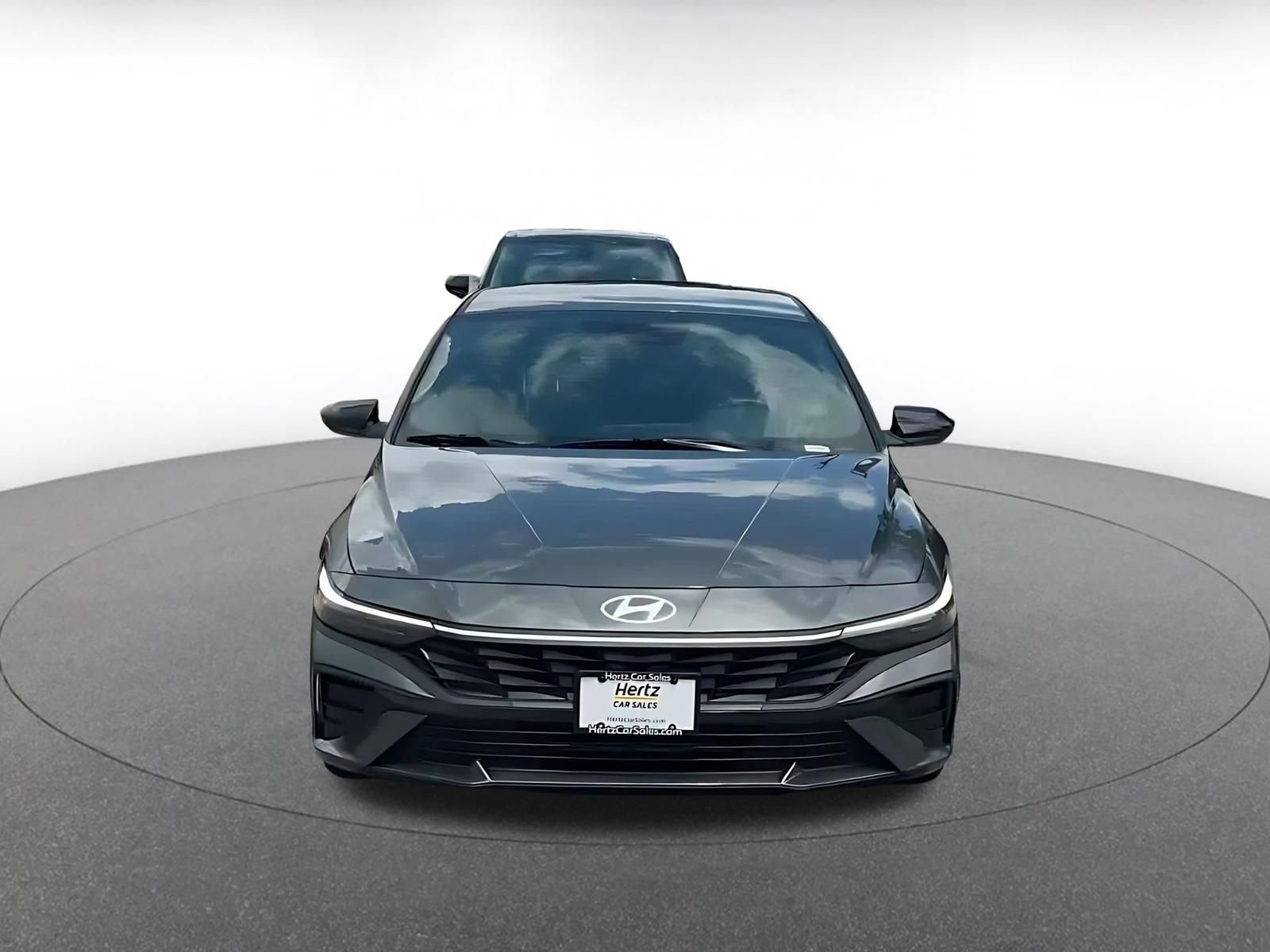 Used 2026 Hyundai Elantra Sport FWD image 4