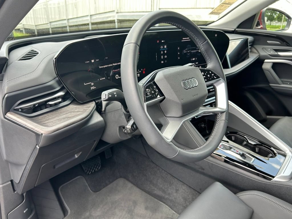Certified 2025 Audi Q5 Prestige AWD/4WD image 16