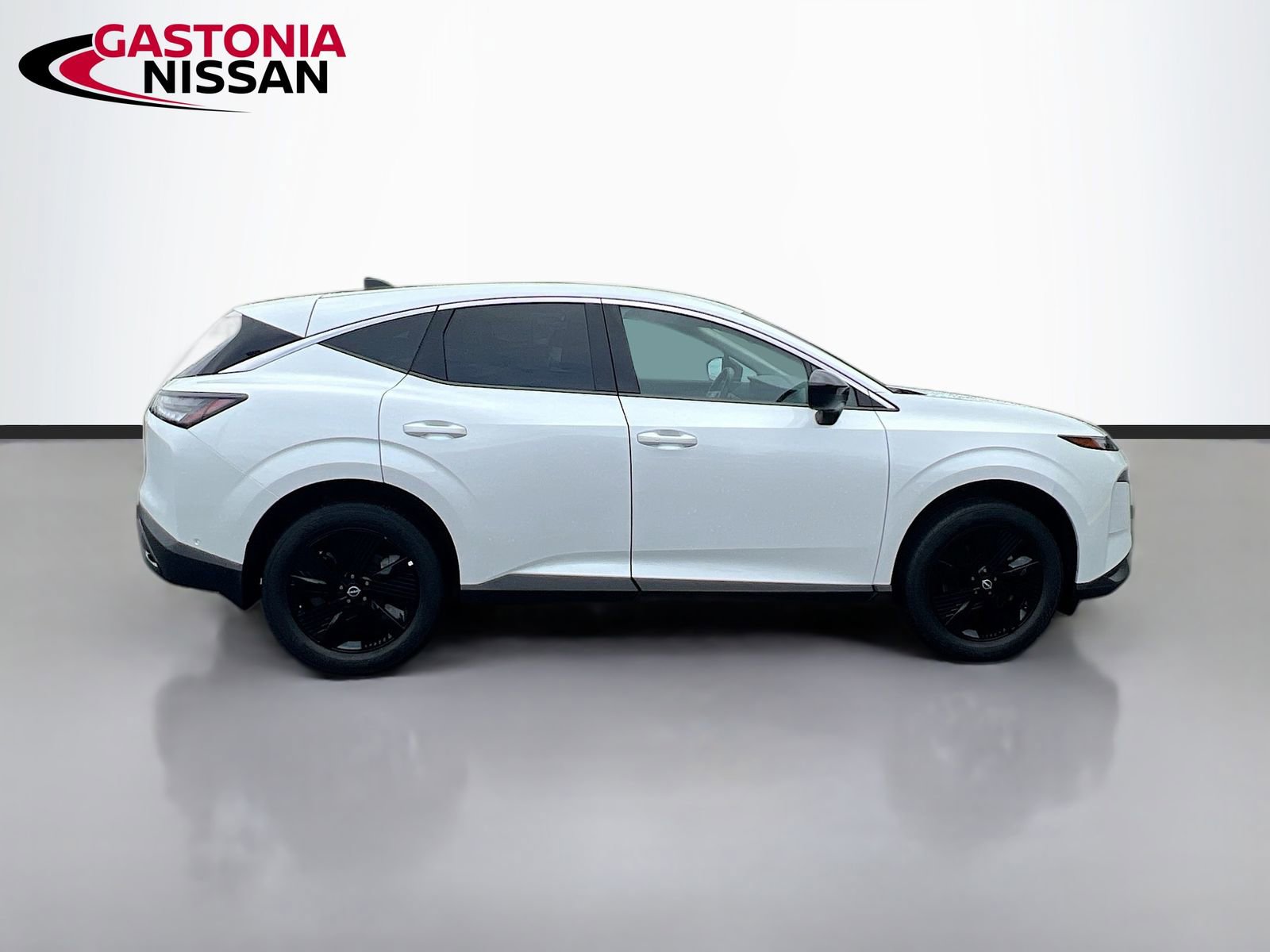 Used 2025 Nissan Murano SV FWD image 10