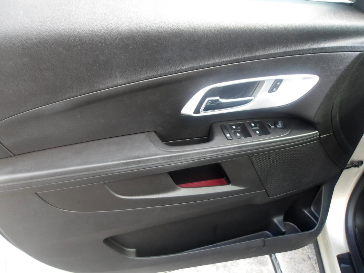 Used 2014 Chevrolet Equinox LS FWD image 18