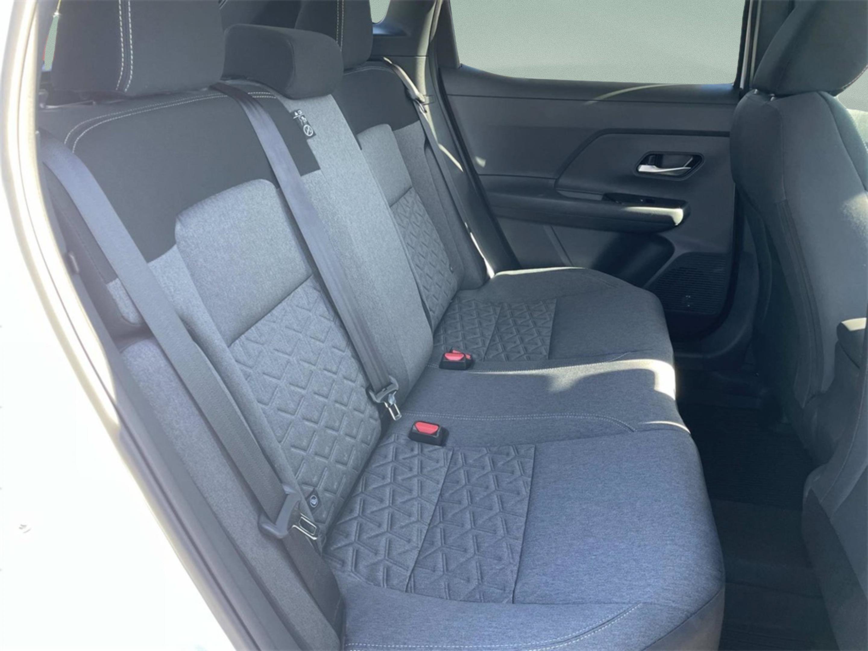 New 2026 Nissan Kicks SV w/ Cold Weather Package FWD image 22