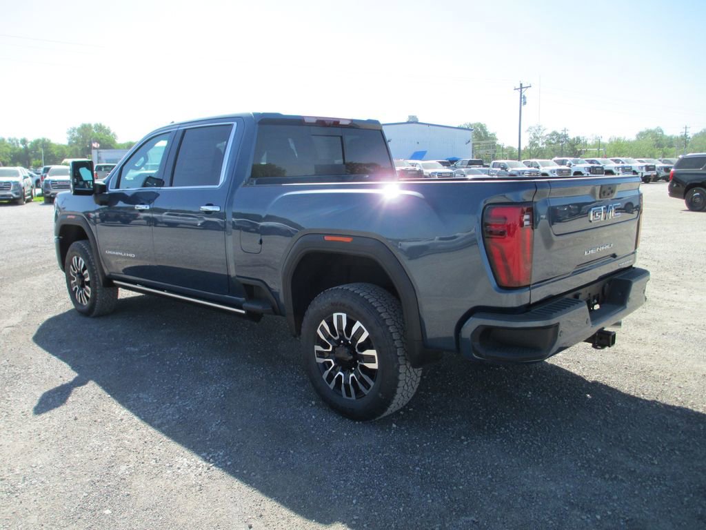 New 2026 GMC Sierra 2500 Denali Ultimate AWD/4WD image 6