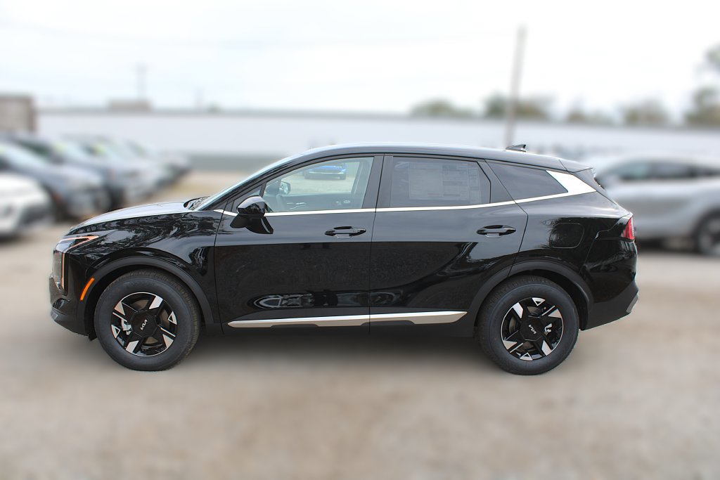 New 2027 Kia Sportage LX FWD image 13