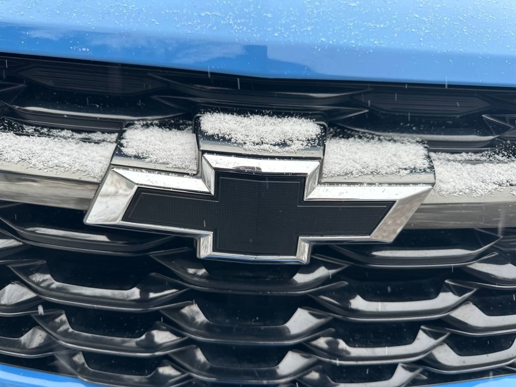 Used 2024 Chevrolet Trax RS w/ Sunroof Package image 9