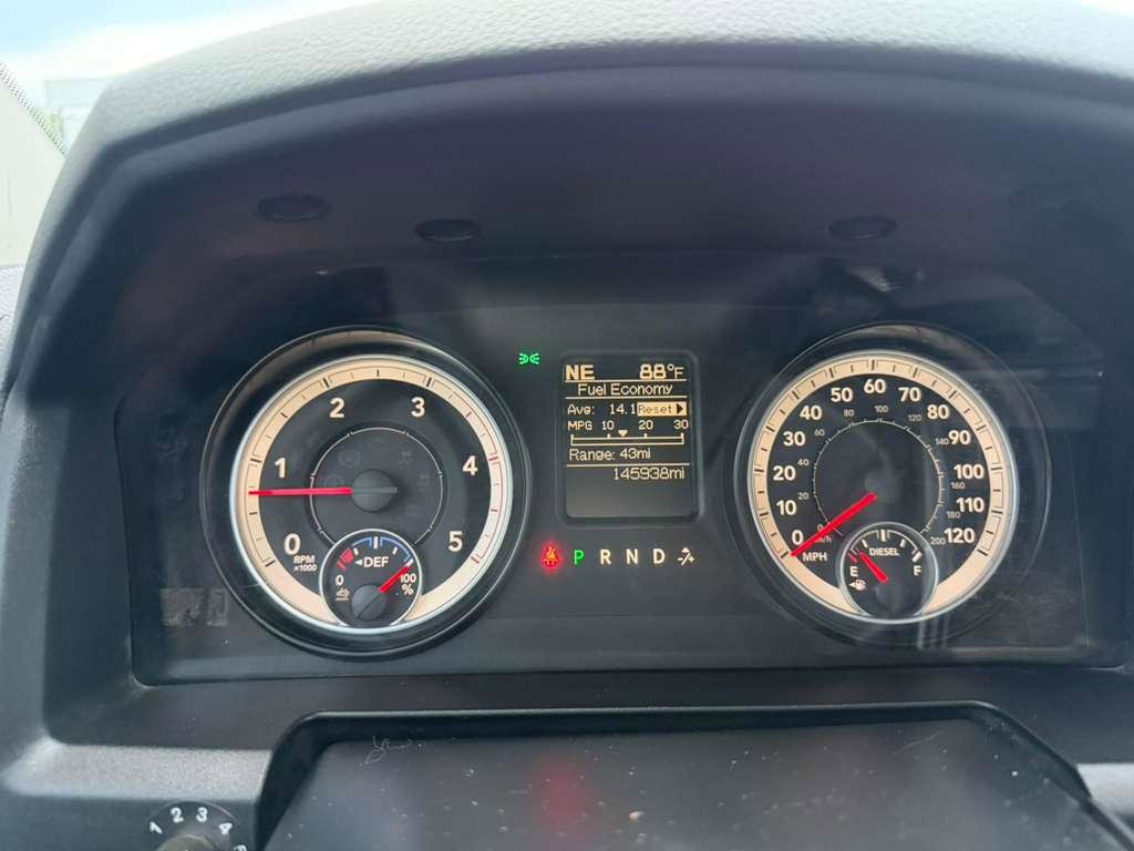 Used 2014 RAM 2500 SLT AWD/4WD image 14