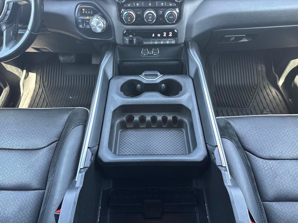 Used 2021 RAM 1500 Laramie w/ Sport Appearance Package AWD/4WD image 17