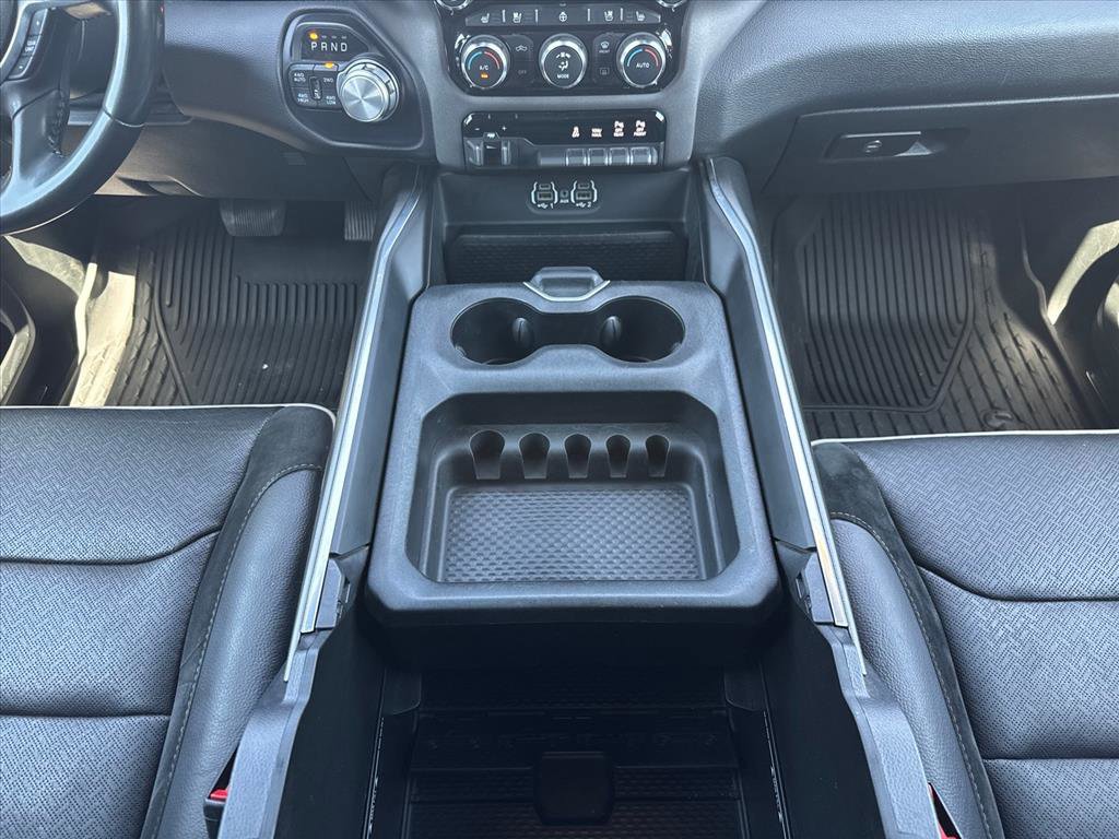Used 2021 RAM 1500 Laramie w/ Sport Appearance Package AWD/4WD image 17