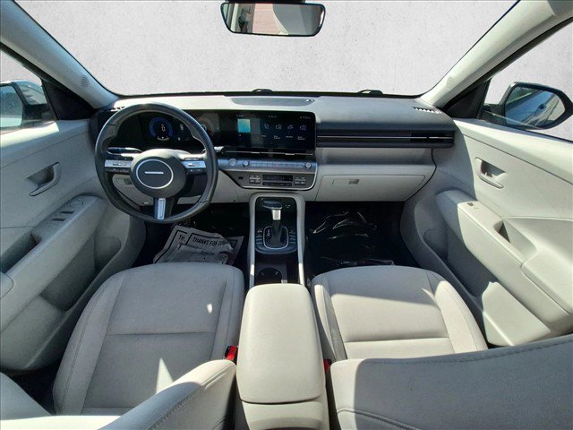 Used 2025 Hyundai Kona SEL AWD/4WD image 18