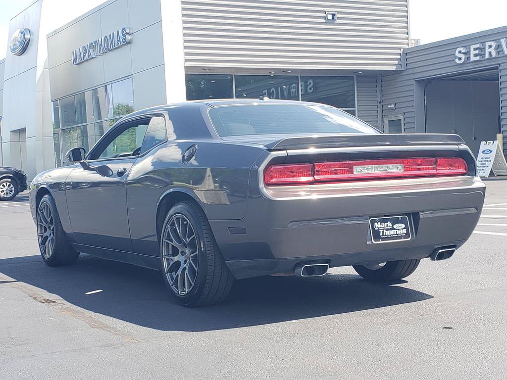 Used 2013 Dodge Challenger SXT w/ Sound Group RWD image 8