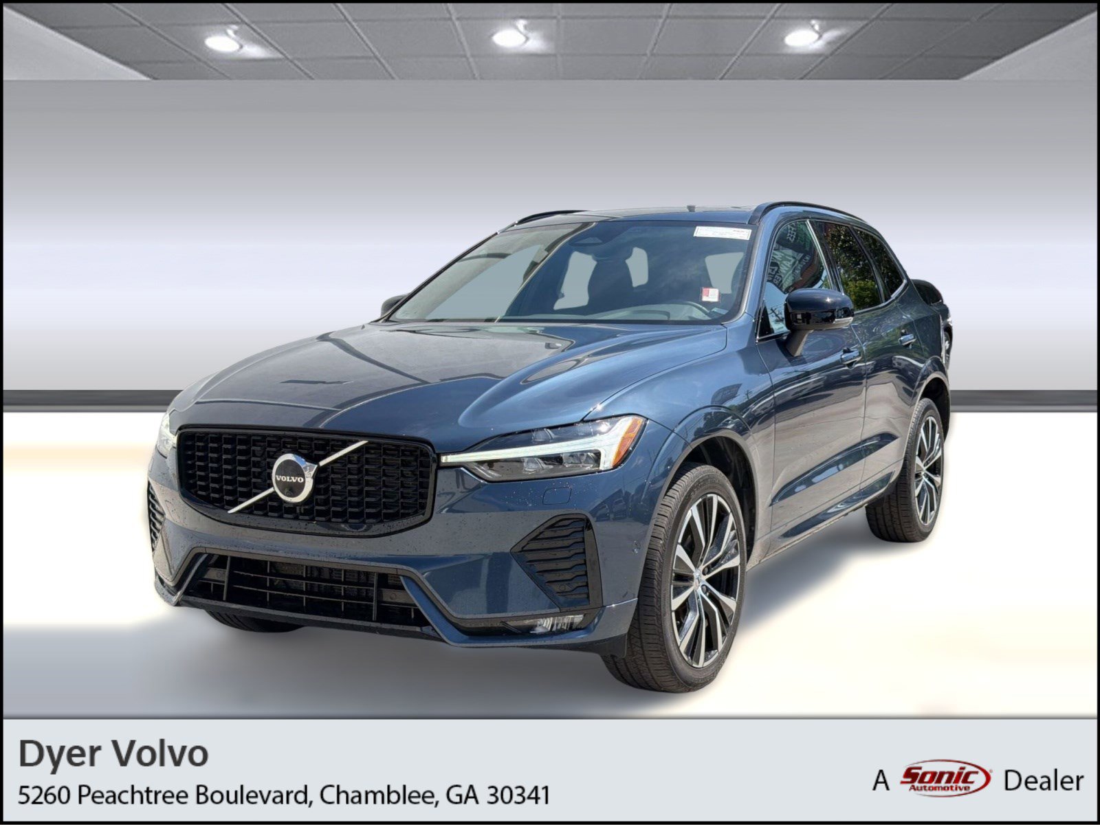 Used 2023 Volvo XC60 B5 Plus w/ Climate Package FWD image 1