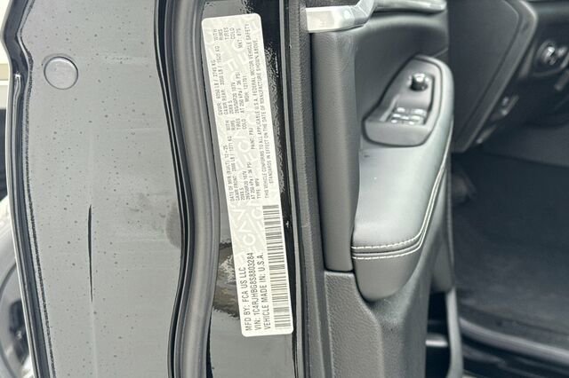 New 2025 Jeep Grand Cherokee Limited image 25