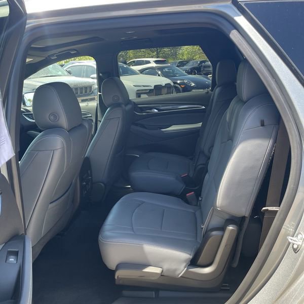 Used 2023 Buick Enclave Essence w/ Experience Buick Package AWD/4WD image 14