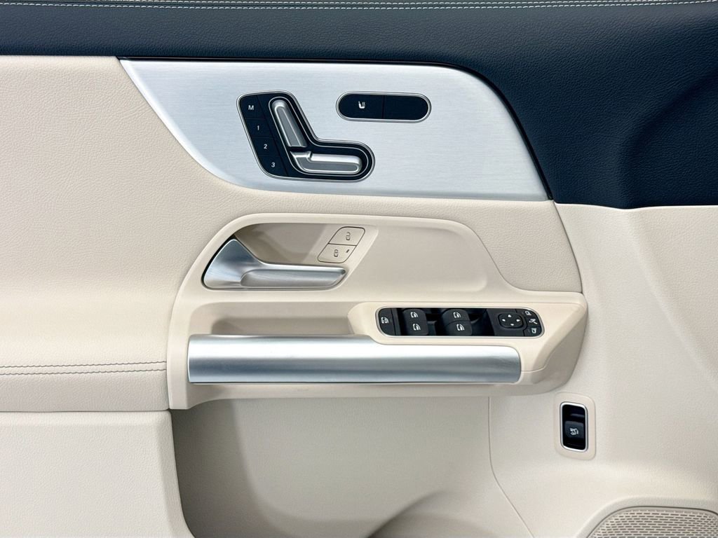 Certified 2026 Mercedes-Benz GLA 250 image 21