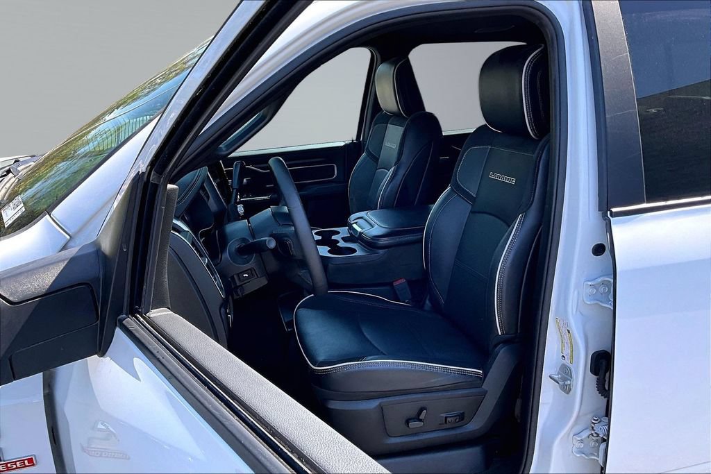 Certified 2026 RAM 2500 Laramie AWD/4WD image 3