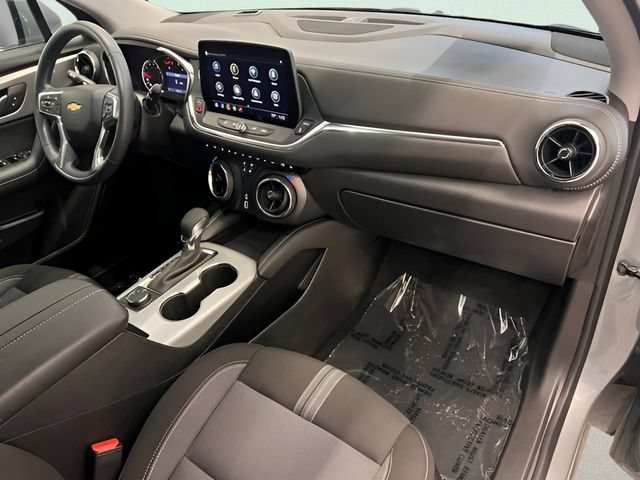 Certified 2026 Chevrolet Blazer LT FWD image 9