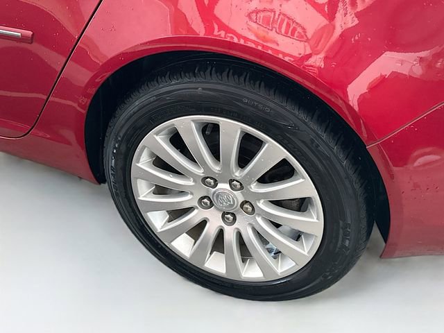 Used 2012 Buick Regal Premium image 29