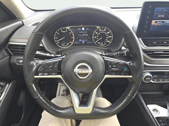 Used 2024 Nissan Altima 2.5 SL AWD/4WD image 16