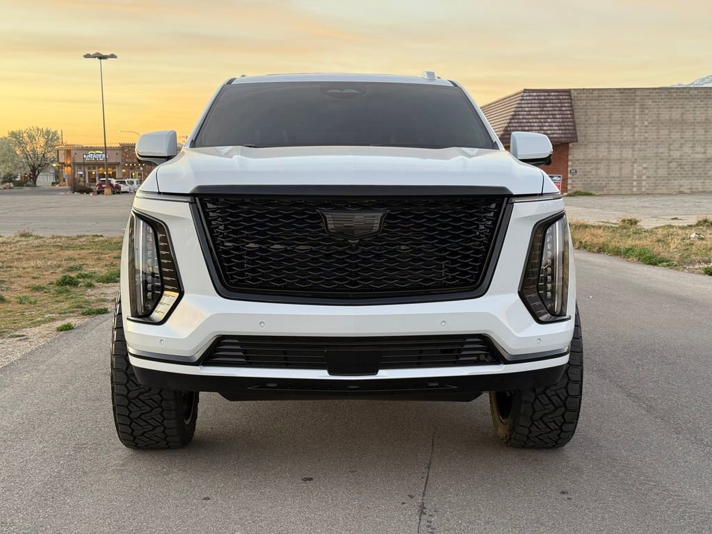 Used 2026 Cadillac Escalade Platinum Sport w/ LPO, ONYX Package image 5
