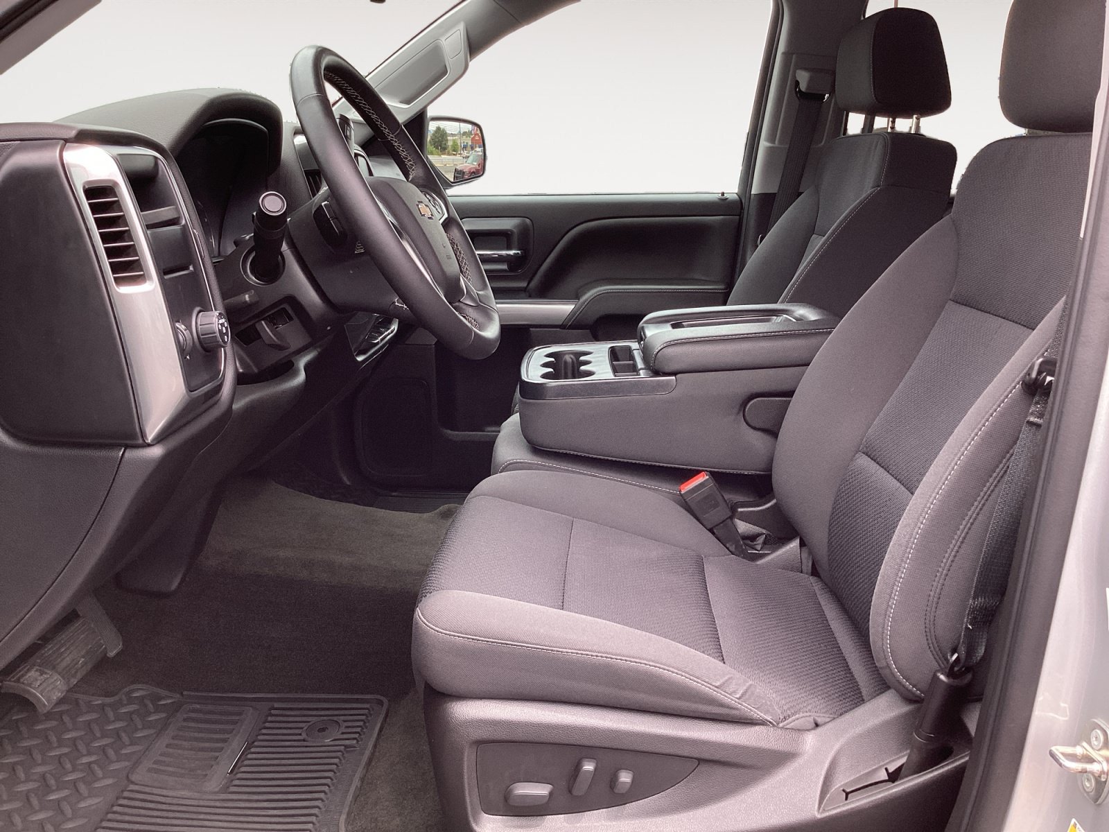 Used 2018 Chevrolet Silverado 1500 LT w/ Texas Edition RWD image 22