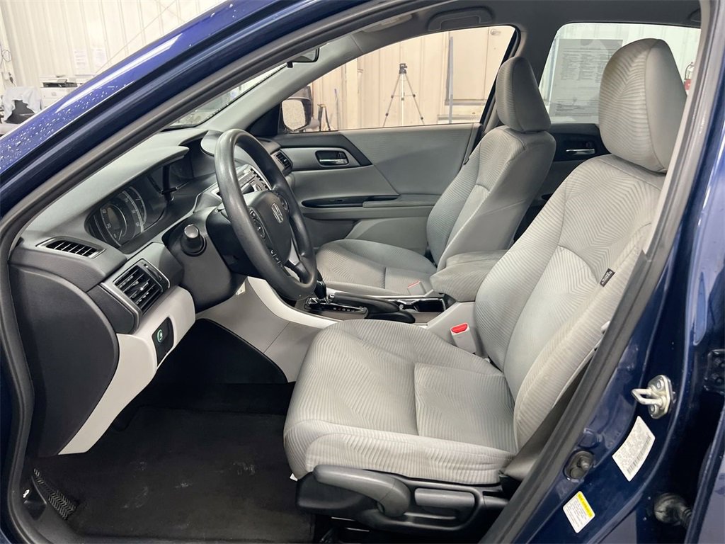 Used 2014 Honda Accord LX image 18