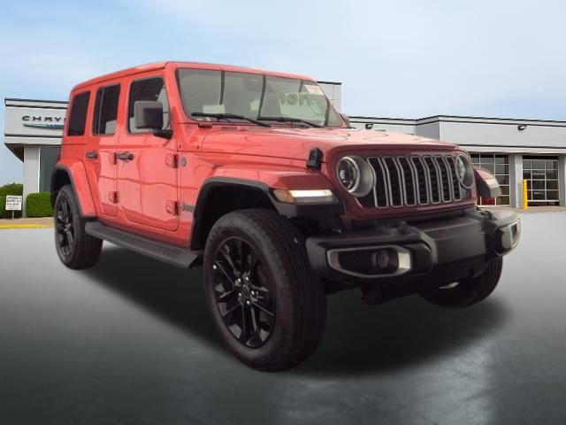 Used 2025 Jeep Wrangler Sahara 4xe image 4
