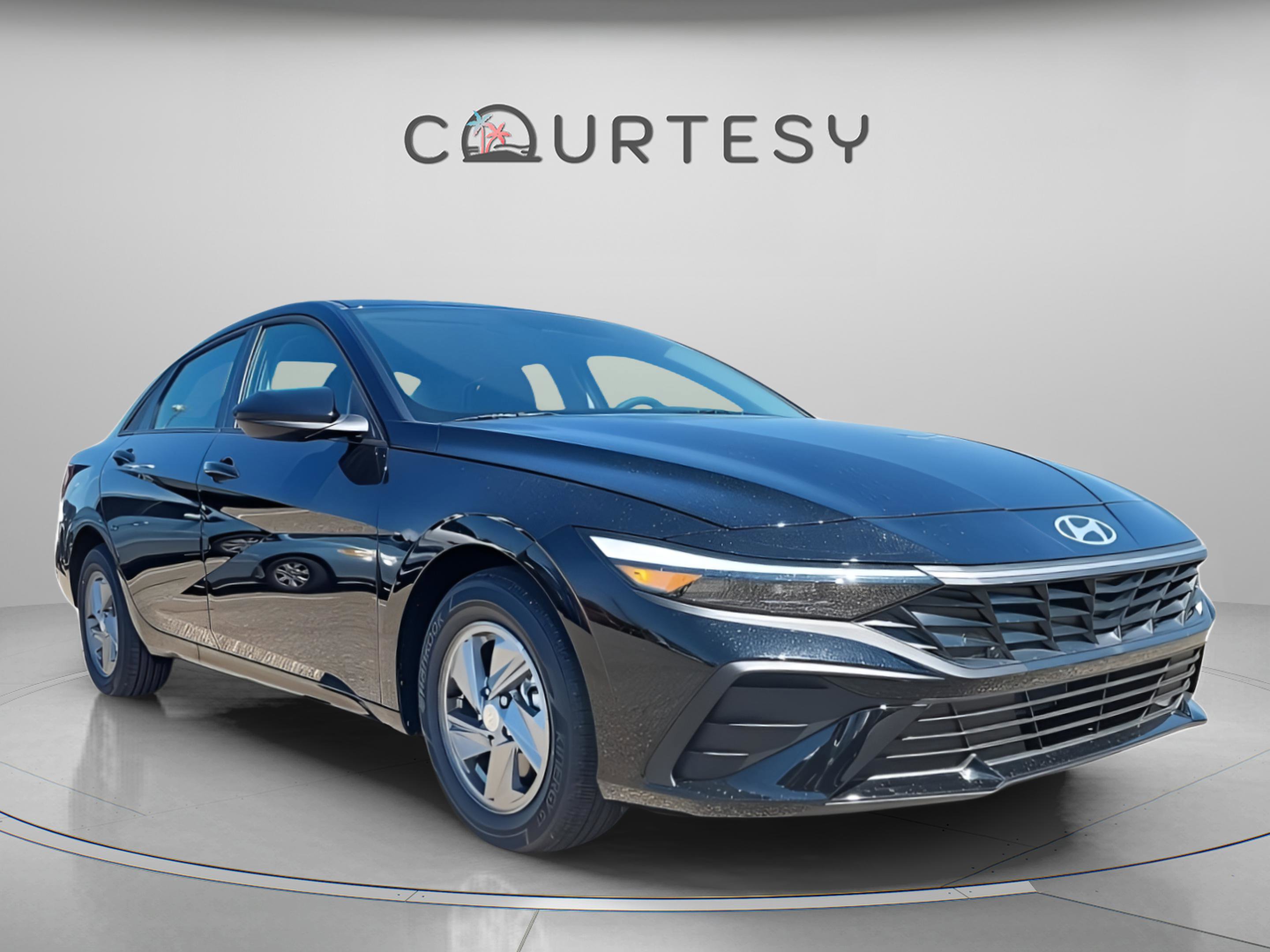 New 2026 Hyundai Elantra SE image 4