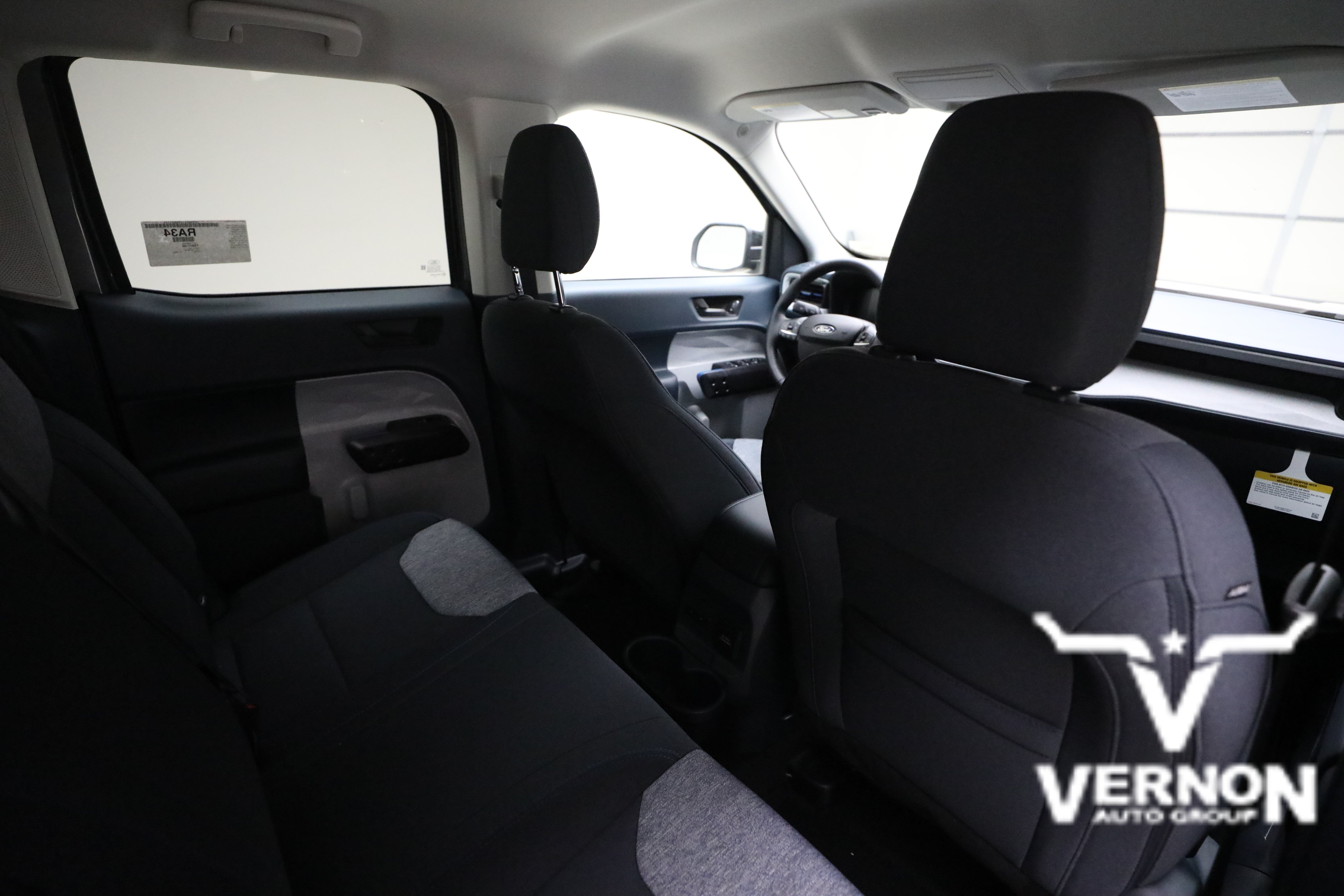 New 2026 Ford Maverick XLT w/ XLT Luxury Package FWD image 12