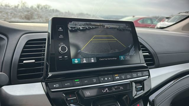 New 2026 Honda Odyssey Touring image 16