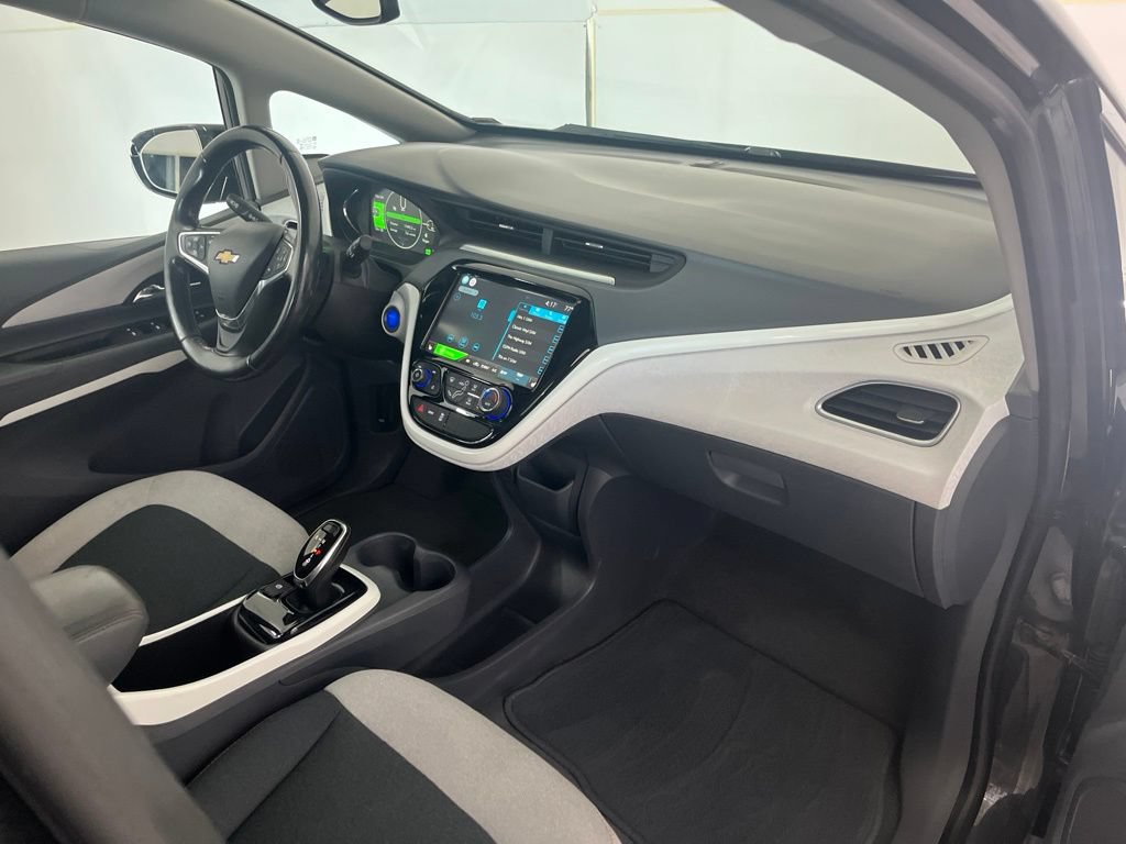 Used 2020 Chevrolet Bolt LT FWD image 21