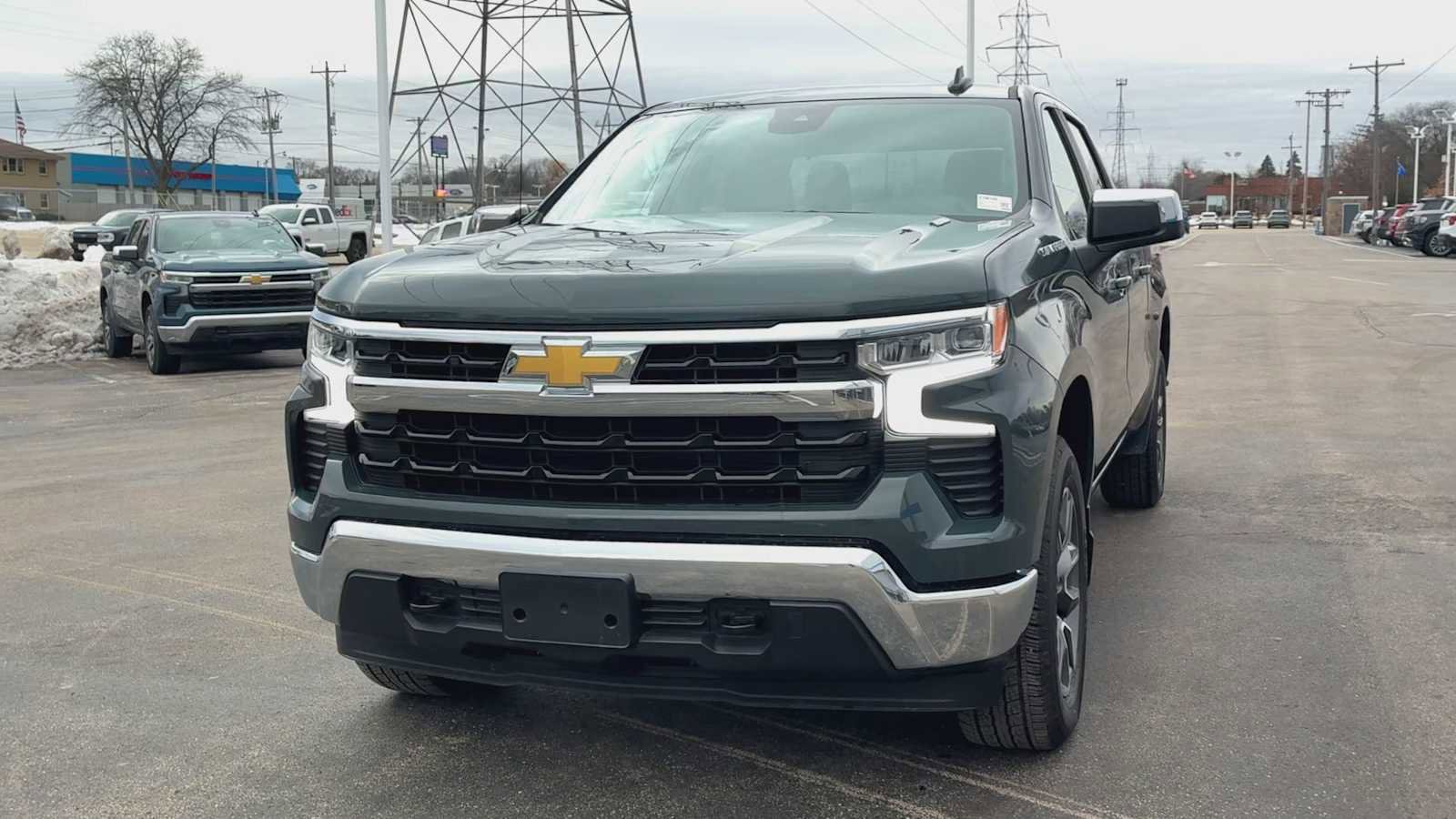 Used 2025 Chevrolet Silverado 1500 LT image 7