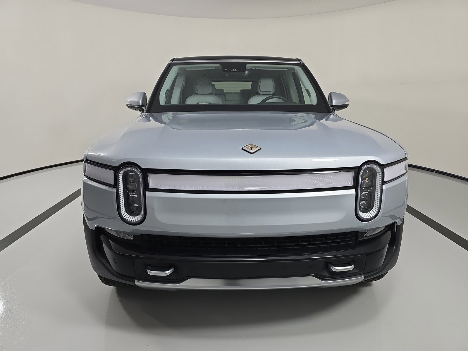Used 2023 Rivian R1S Adventure image 8