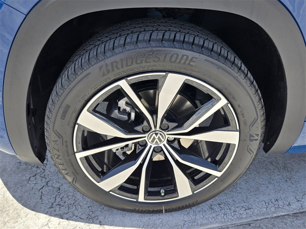New 2026 Volkswagen Atlas SEL Premium R-Line image 5