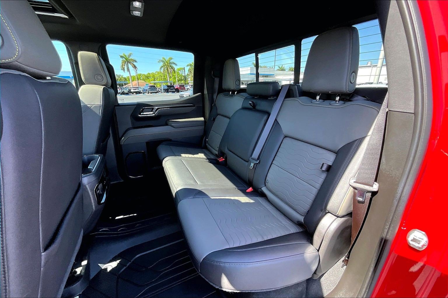 Certified 2023 Chevrolet Silverado 1500 ZR2 w/ Technology Package AWD/4WD image 11