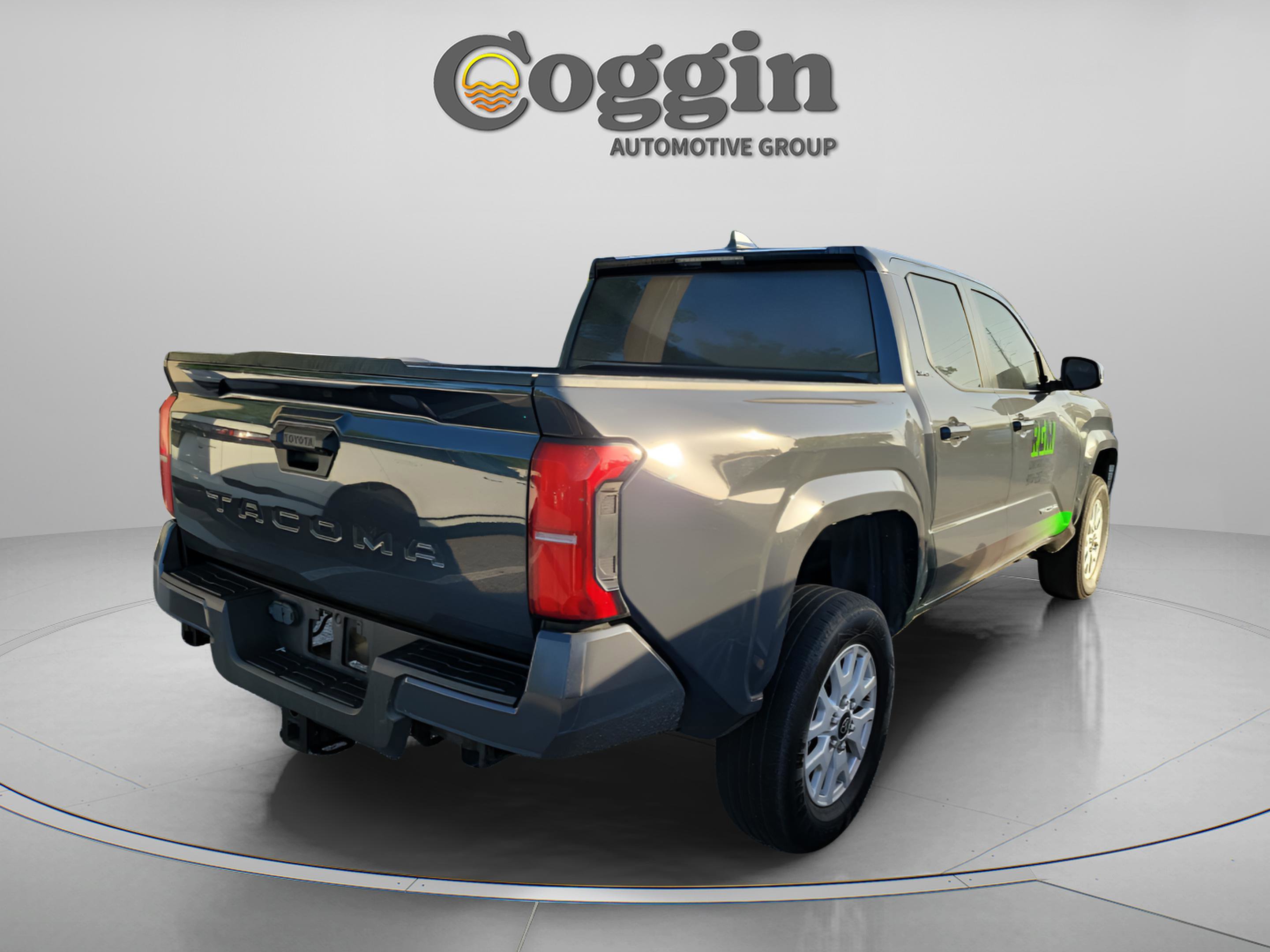 Used 2024 Toyota Tacoma SR5 image 4