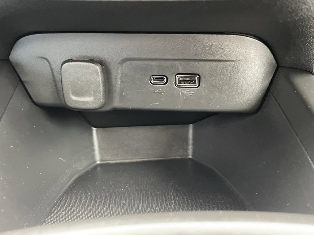 Used 2024 Chevrolet Trax RS w/ Driver Confidence Package image 30