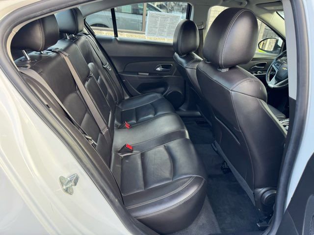 Used 2015 Chevrolet Cruze LT image 24