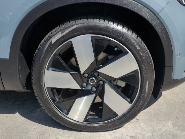 Used 2023 Volvo C40 P8 Recharge Ultimate AWD/4WD image 10